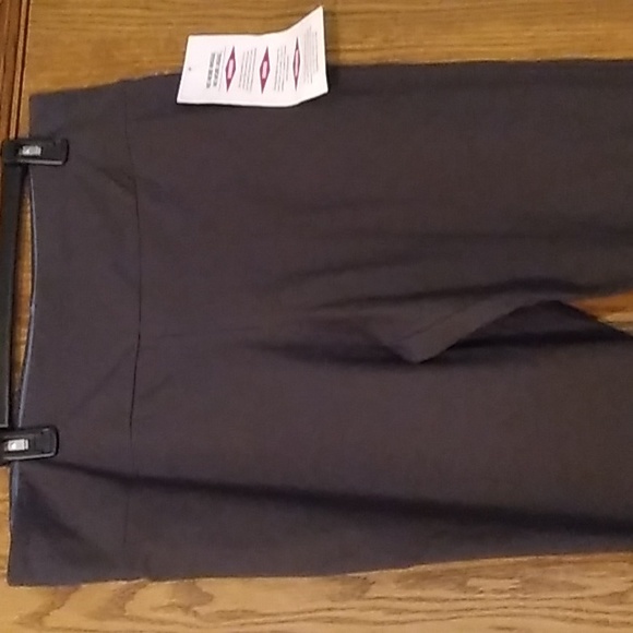 NWT Women With Control by Renee Greenstein Pull On Pants - Picture 2 of 8